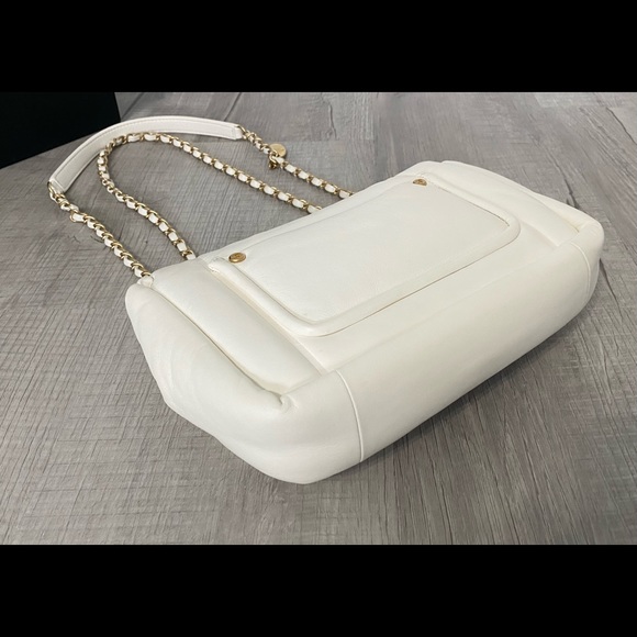 Rare❣️Chanel 2019 puffy flap chain crossbody bag - Picture 7 of 13